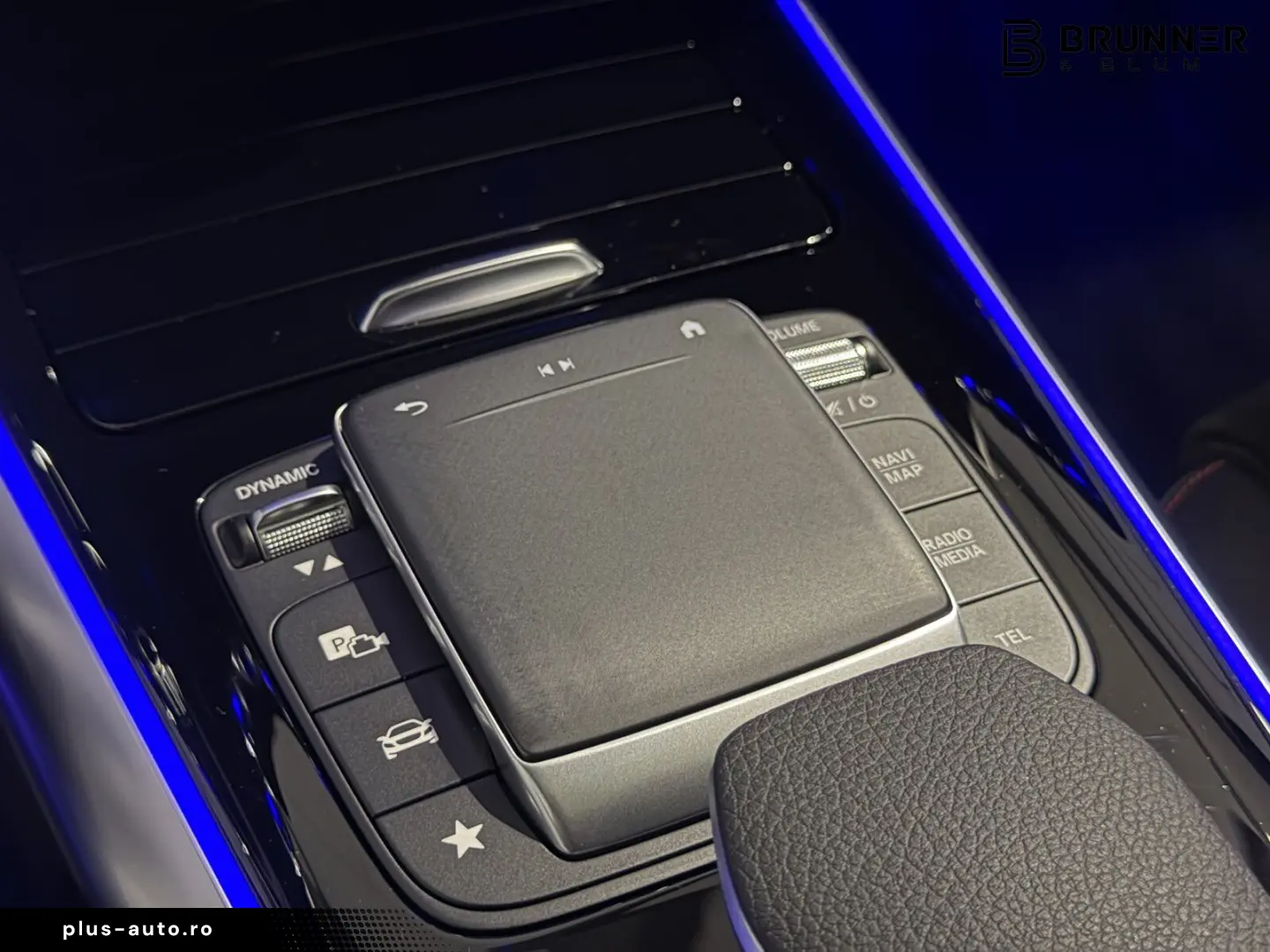 MERCEDES-BENZ GLA 35 4M