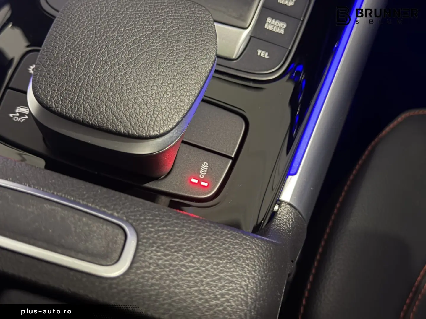 MERCEDES-BENZ GLA 35 4M