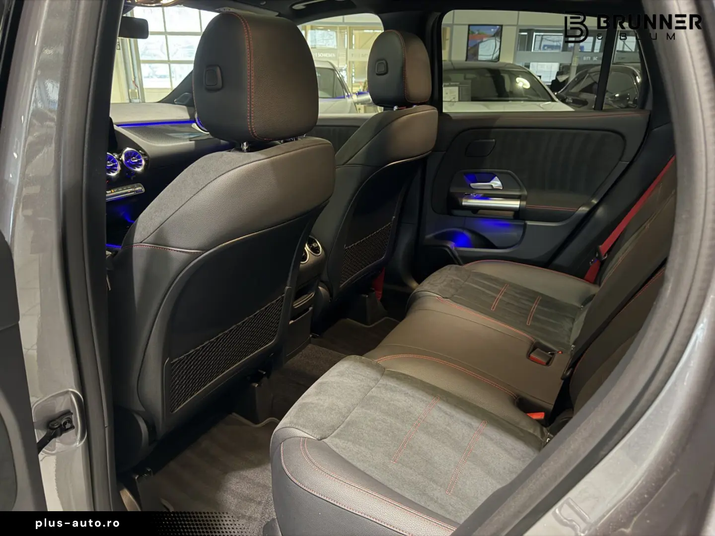 MERCEDES-BENZ GLA 35 4M