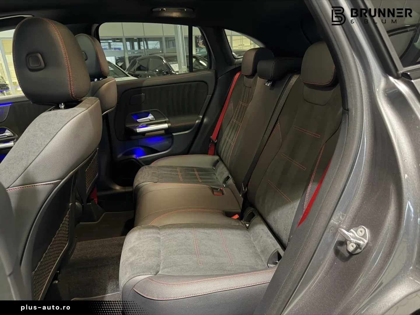 MERCEDES-BENZ GLA 35 4M