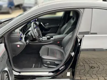 MERCEDES-BENZ CLA 250 Coupé AMG Fahrassistenzpaket N&hellip;