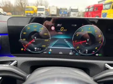 MERCEDES-BENZ CLA 250 Coupé AMG Fahrassistenzpaket N&hellip;