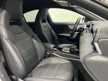 MERCEDES-BENZ CLA 220 d AMG Line Night AHK MultiBeam&hellip;