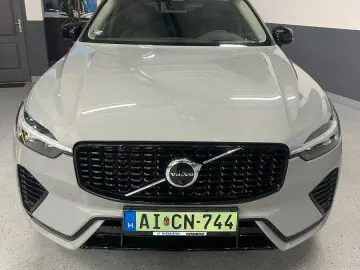 VOLVO XC 60 Ultra Dark Recharge Plug-In Hybrid AWD