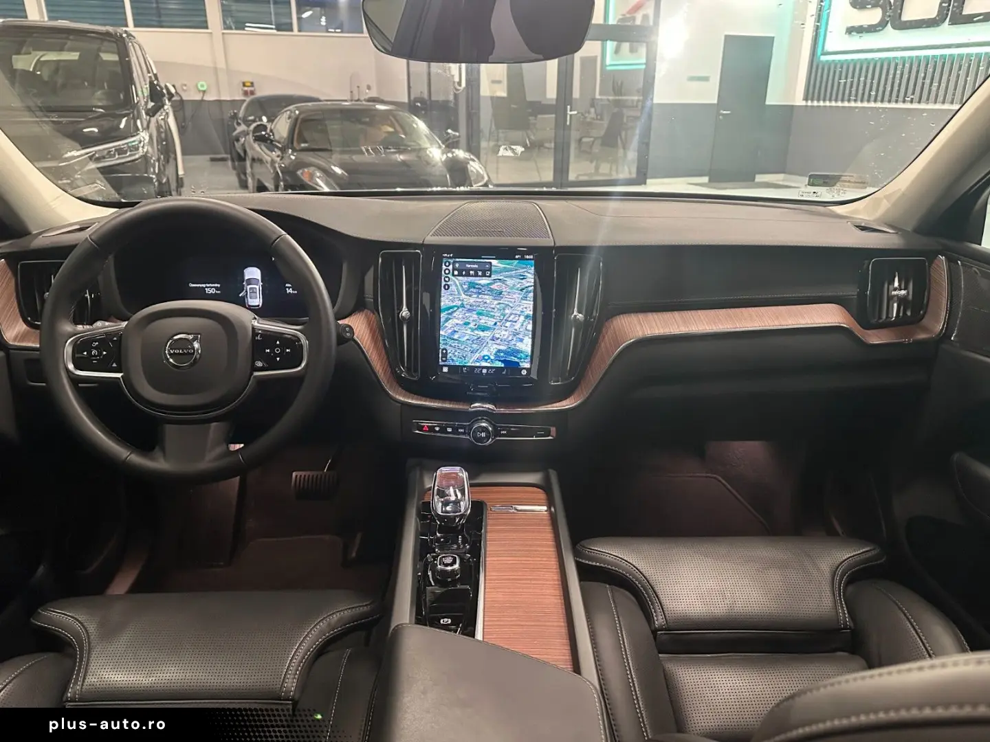 VOLVO XC 60 Ultra Dark Recharge Plug-In Hybrid AWD