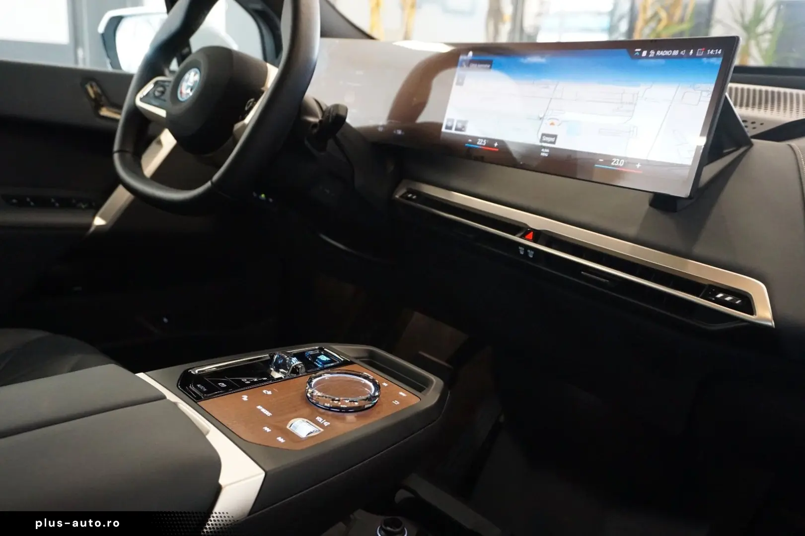 BMW IX 40 xDrive Sport PANO H K