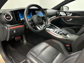 MERCEDES-BENZ GT 63  S E Performance  Kalaharigold Magno