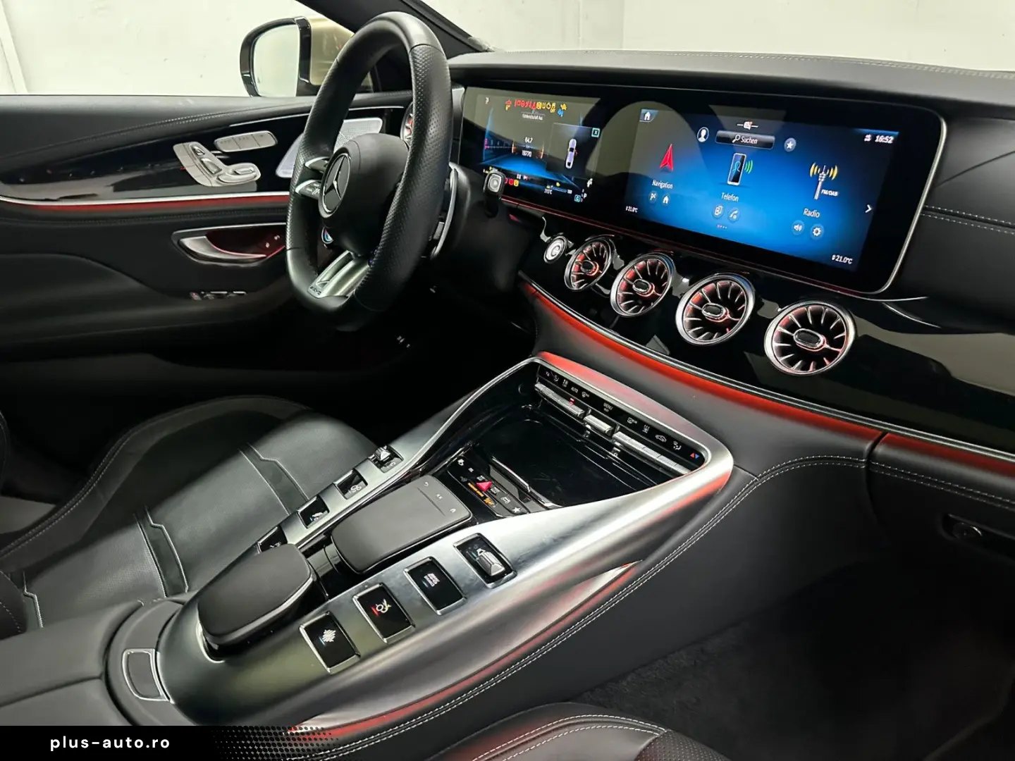 MERCEDES-BENZ GT 63  S E Performance  Kalaharigold Magno