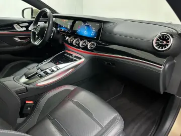 MERCEDES-BENZ GT 63  S E Performance  Kalaharigold Magno