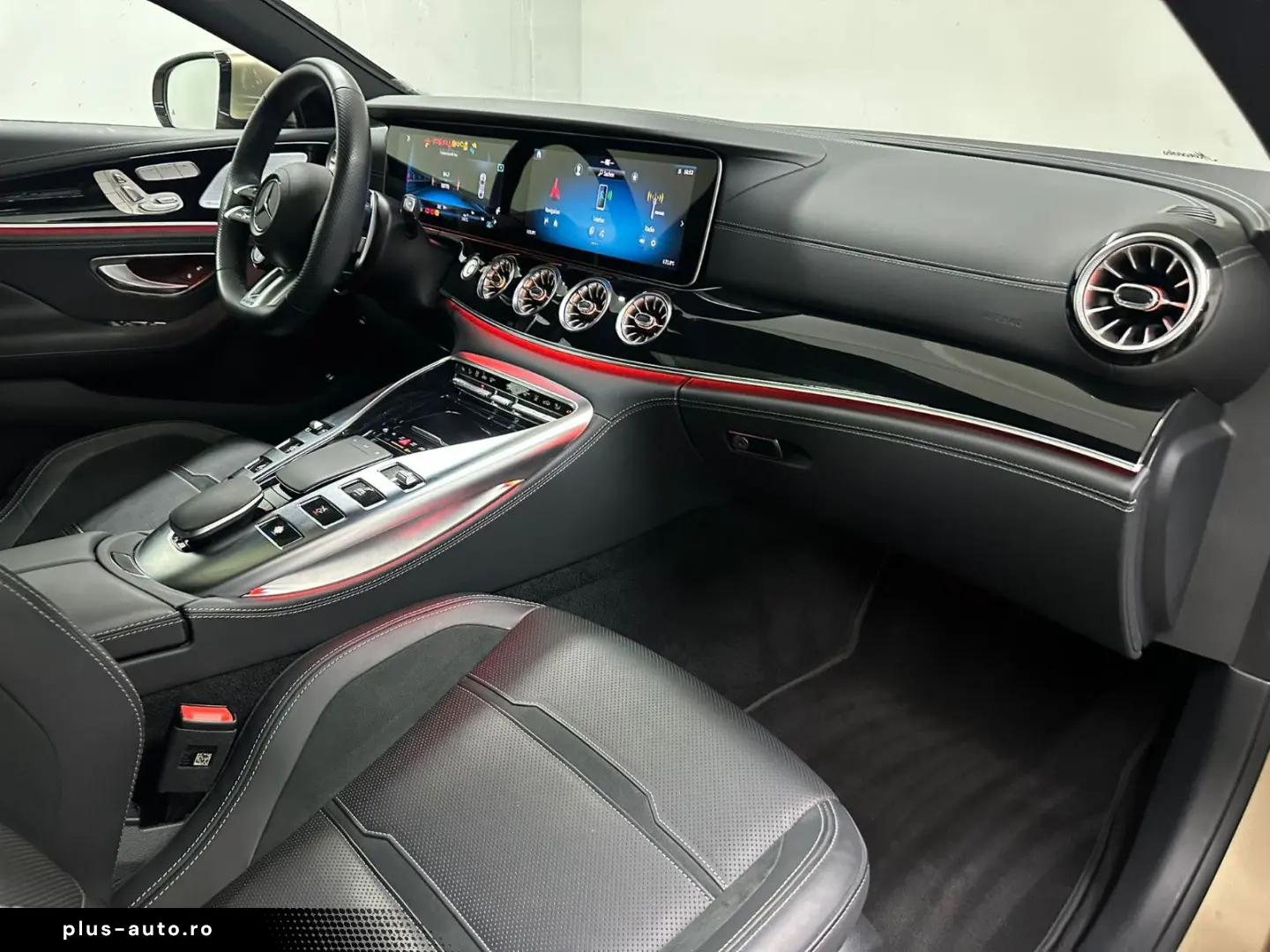 MERCEDES-BENZ GT 63  S E Performance  Kalaharigold Magno