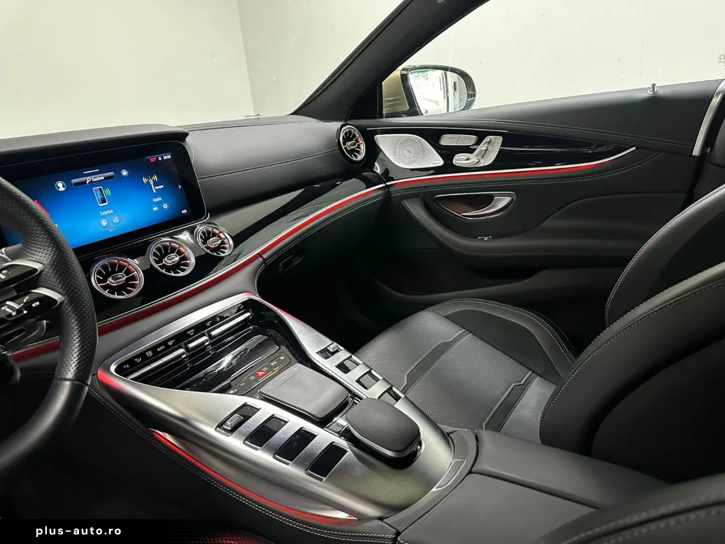 MERCEDES-BENZ GT 63  S E Performance  Kalaharigold Magno