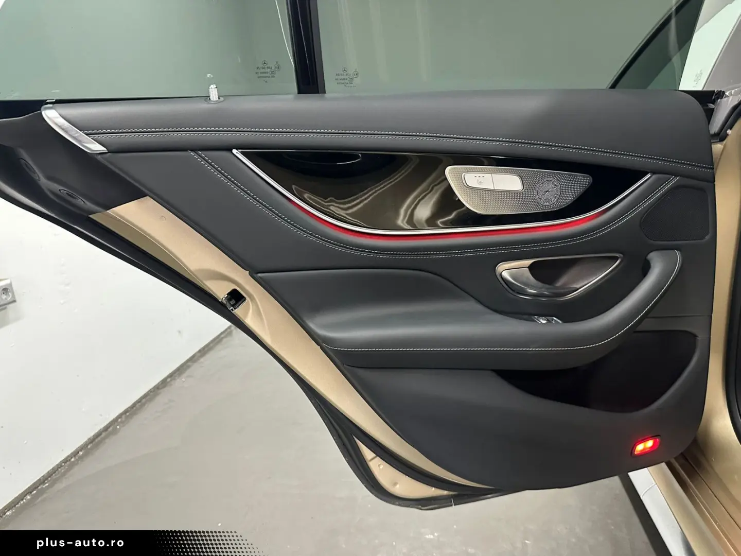 MERCEDES-BENZ GT 63  S E Performance  Kalaharigold Magno