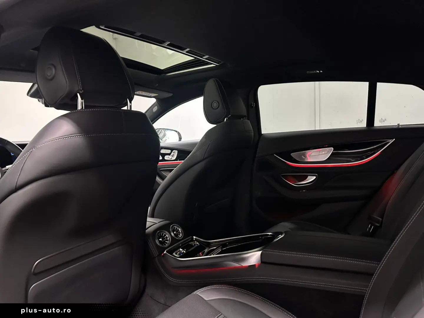 MERCEDES-BENZ GT 63  S E Performance  Kalaharigold Magno