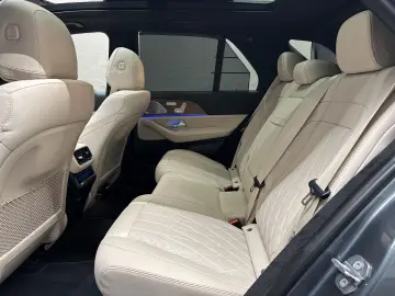 MERCEDES-BENZ GLE53 AMG 4M  1. HAND MASSAGE SITZ PANO DIST