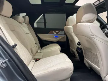 MERCEDES-BENZ GLE53 AMG 4M  1. HAND MASSAGE SITZ PANO DIST