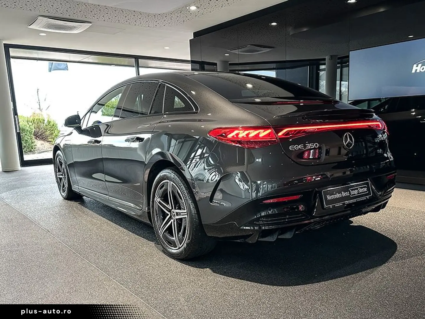 MERCEDES-BENZ EQE 350 4M AMG