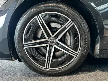 MERCEDES-BENZ EQE 350 4M AMG