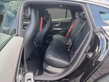 MERCEDES-BENZ EQE 350 4M AMG