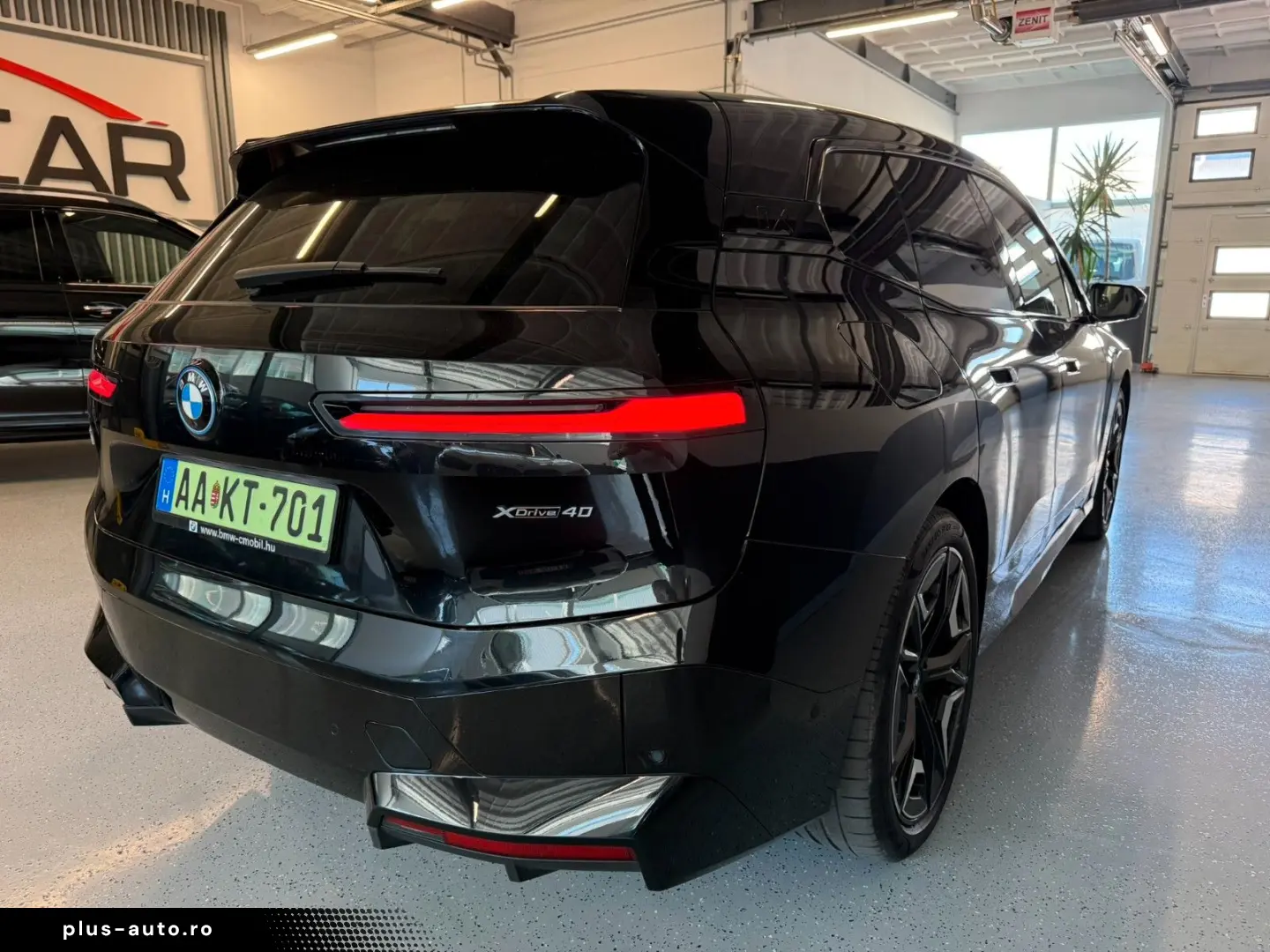 BMW iX 40 xDrive Sport HK SKY LOUNGE