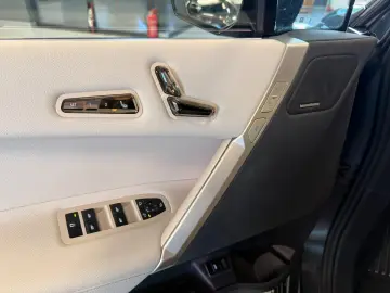 BMW iX 40 xDrive Sport HK SKY LOUNGE