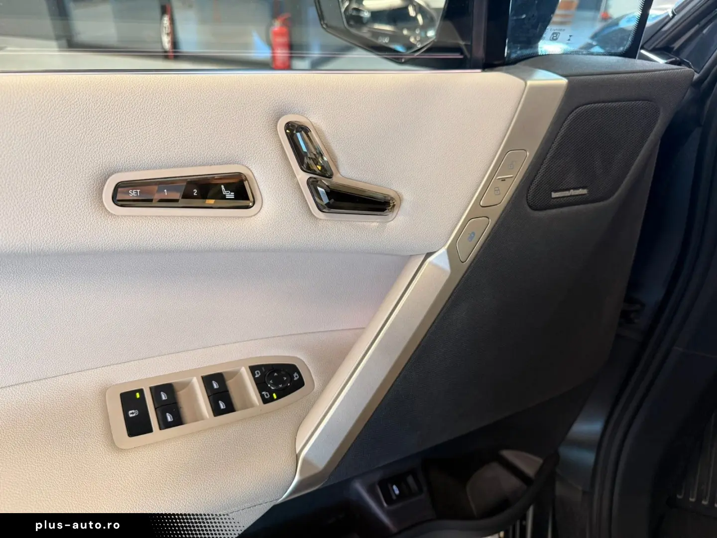 BMW iX 40 xDrive Sport HK SKY LOUNGE