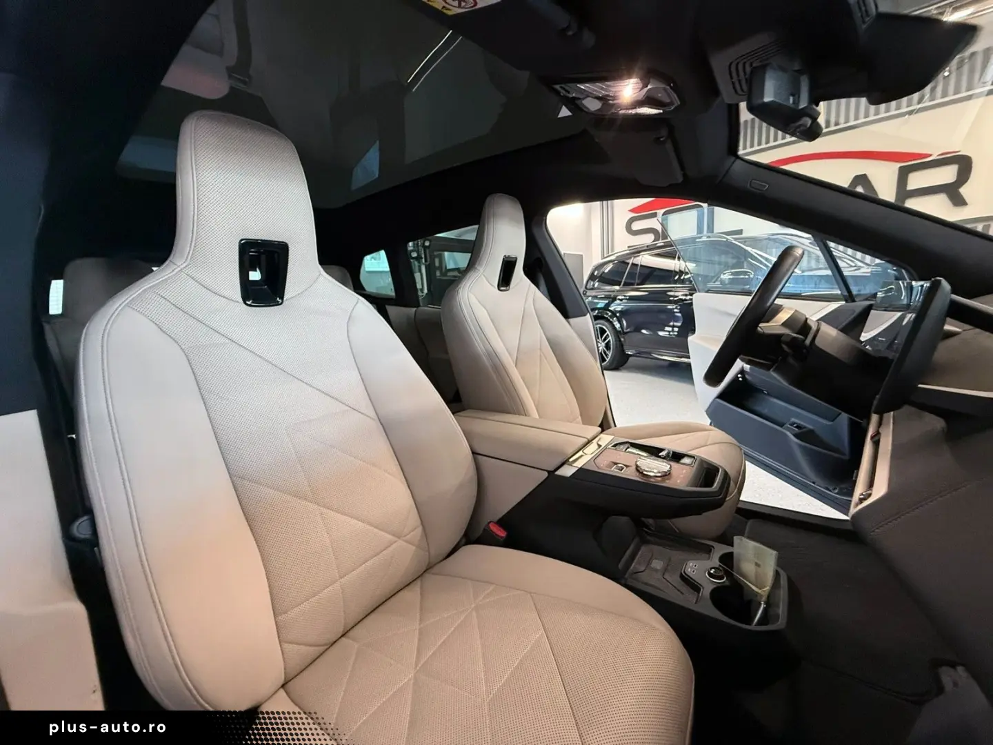 BMW iX 40 xDrive Sport HK SKY LOUNGE