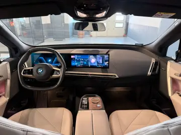 BMW iX 40 xDrive Sport HK SKY LOUNGE