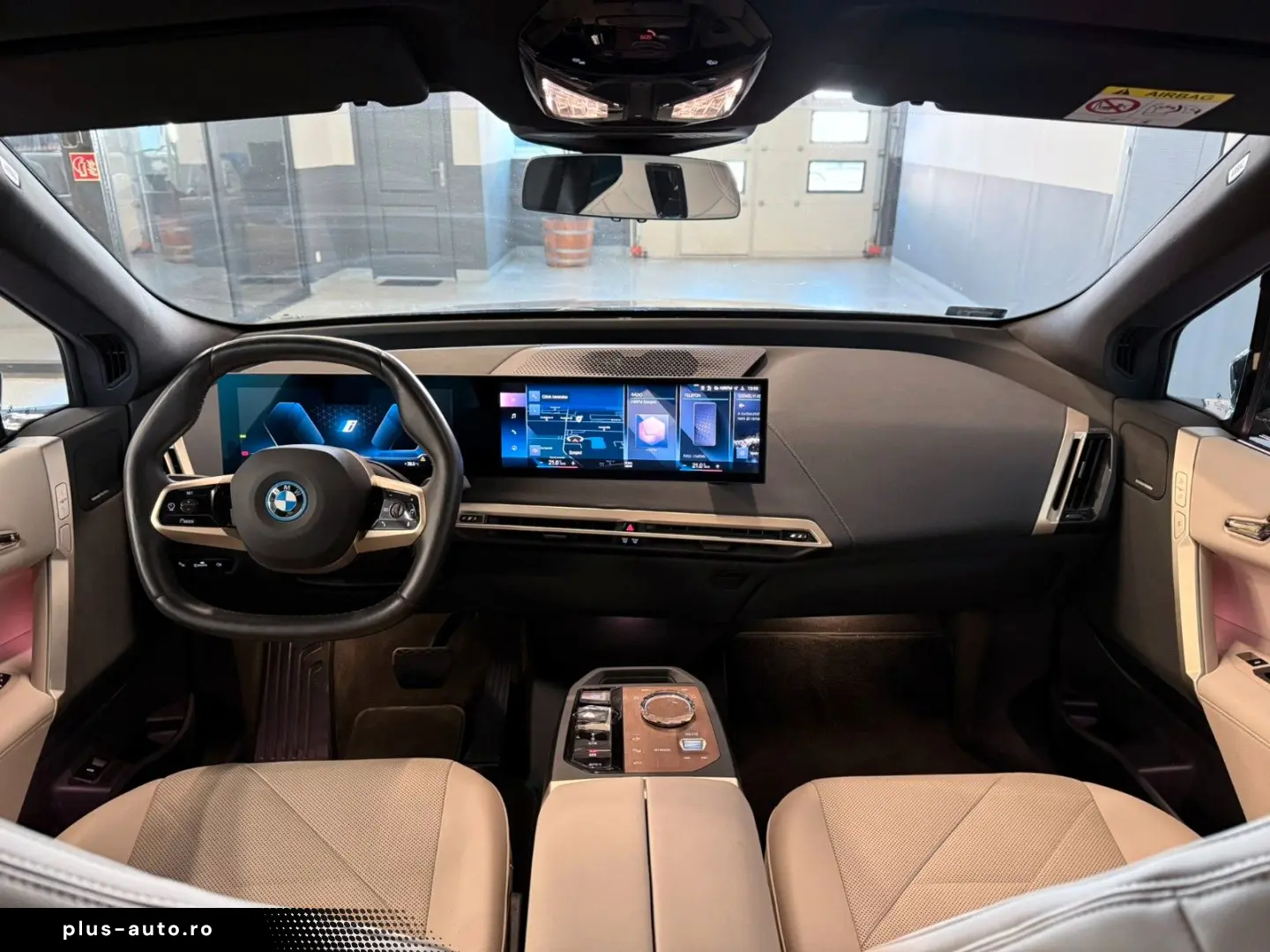 BMW iX 40 xDrive Sport HK SKY LOUNGE