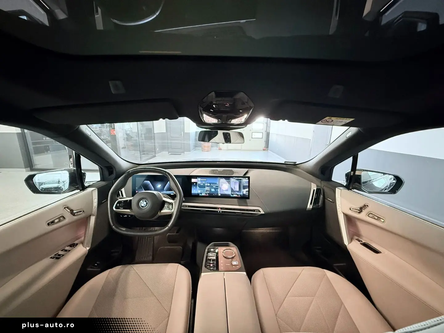 BMW iX 40 xDrive Sport HK SKY LOUNGE