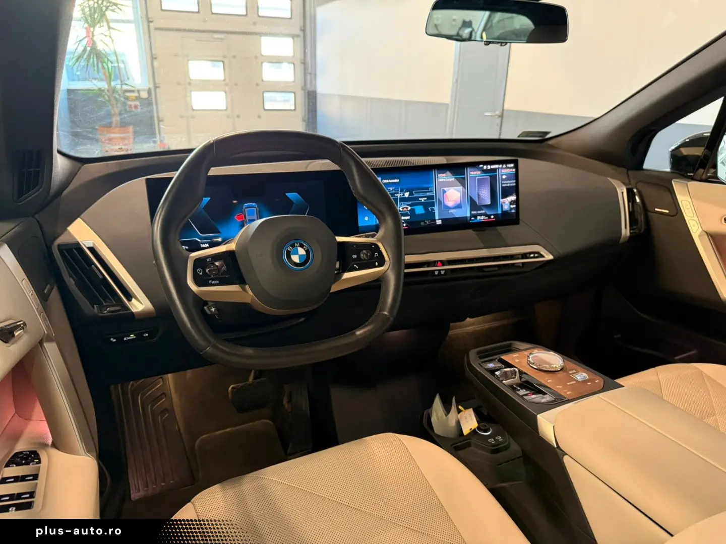 BMW iX 40 xDrive Sport HK SKY LOUNGE