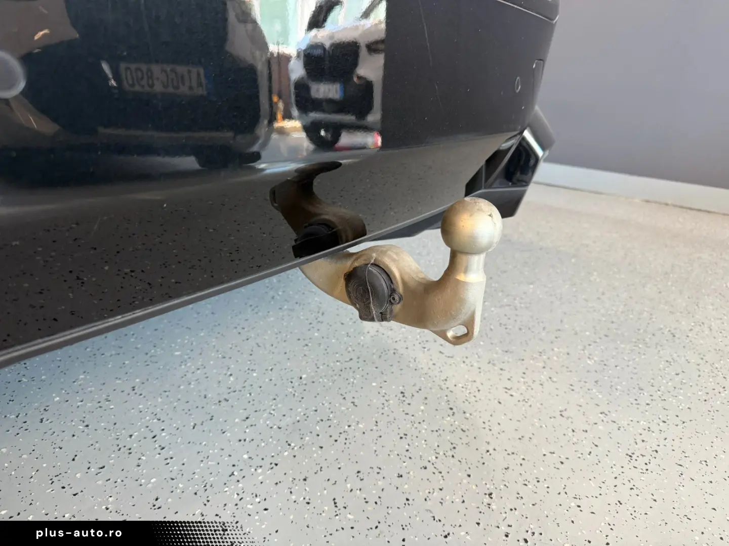 BMW iX 40 xDrive Sport HK SKY LOUNGE