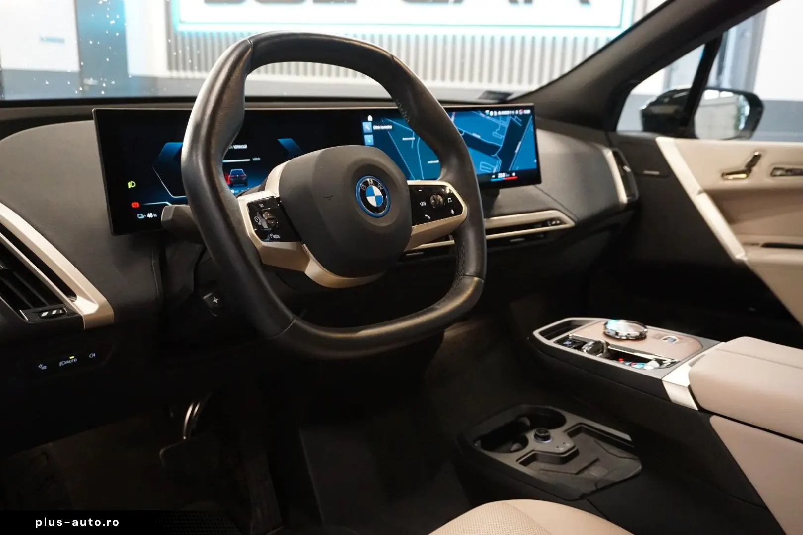 BMW iX Baureihe iX 40 xDrive Sport HK SKY LOUNGE