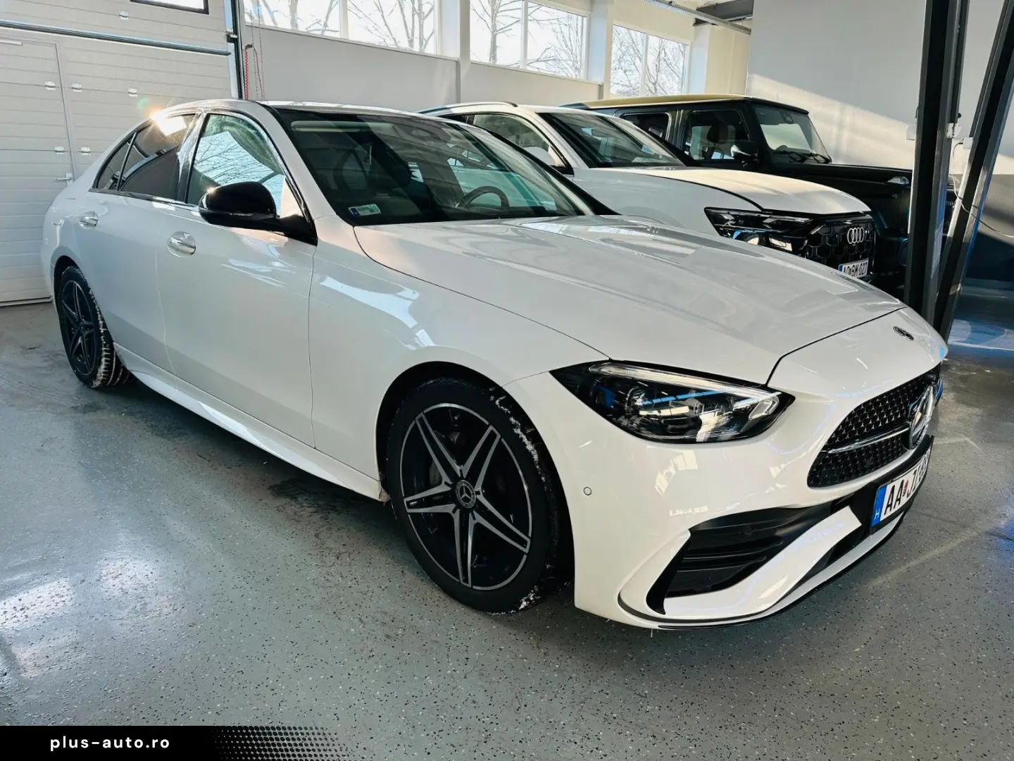 MERCEDES-BENZ C 220d 4M AMG LINE PANO ALLOY STZH MEM