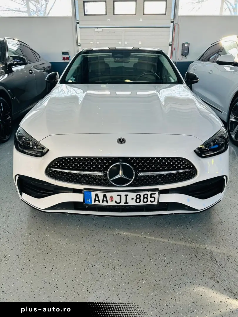 MERCEDES-BENZ C 220d 4M AMG LINE PANO ALLOY STZH MEM