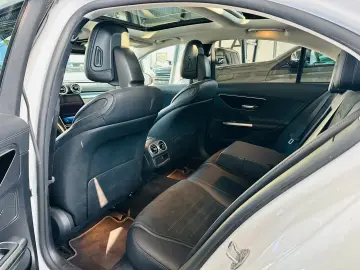 MERCEDES-BENZ C 220d 4M AMG LINE PANO ALLOY STZH MEM