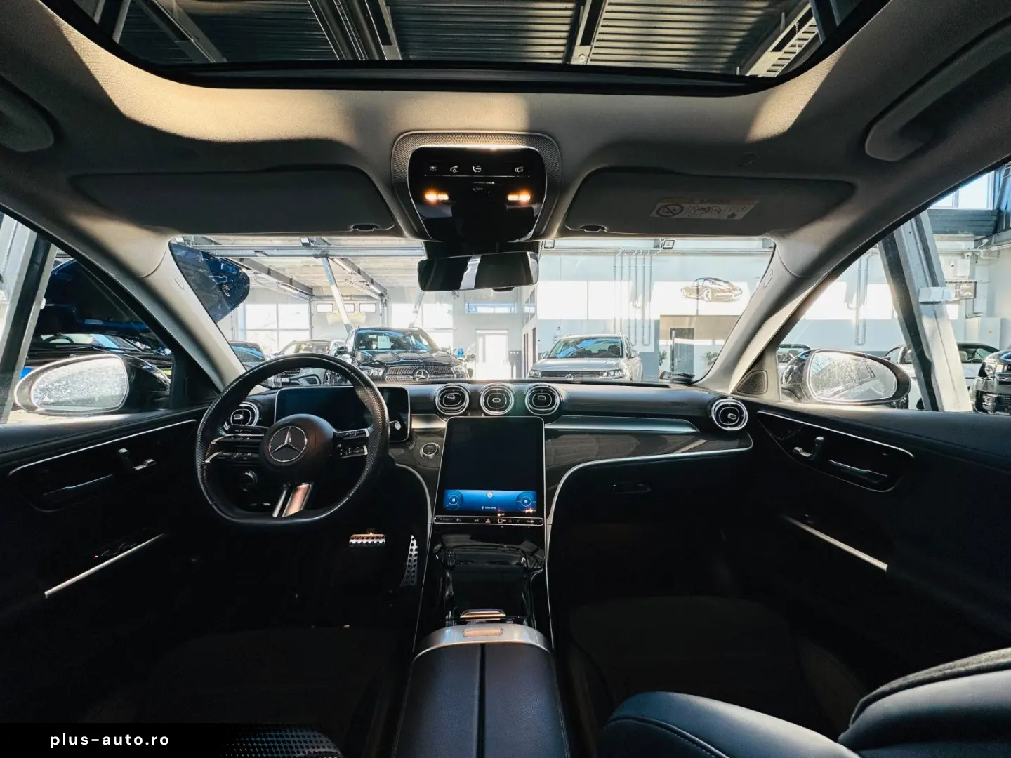 MERCEDES-BENZ C 220d 4M AMG LINE PANO ALLOY STZH MEM