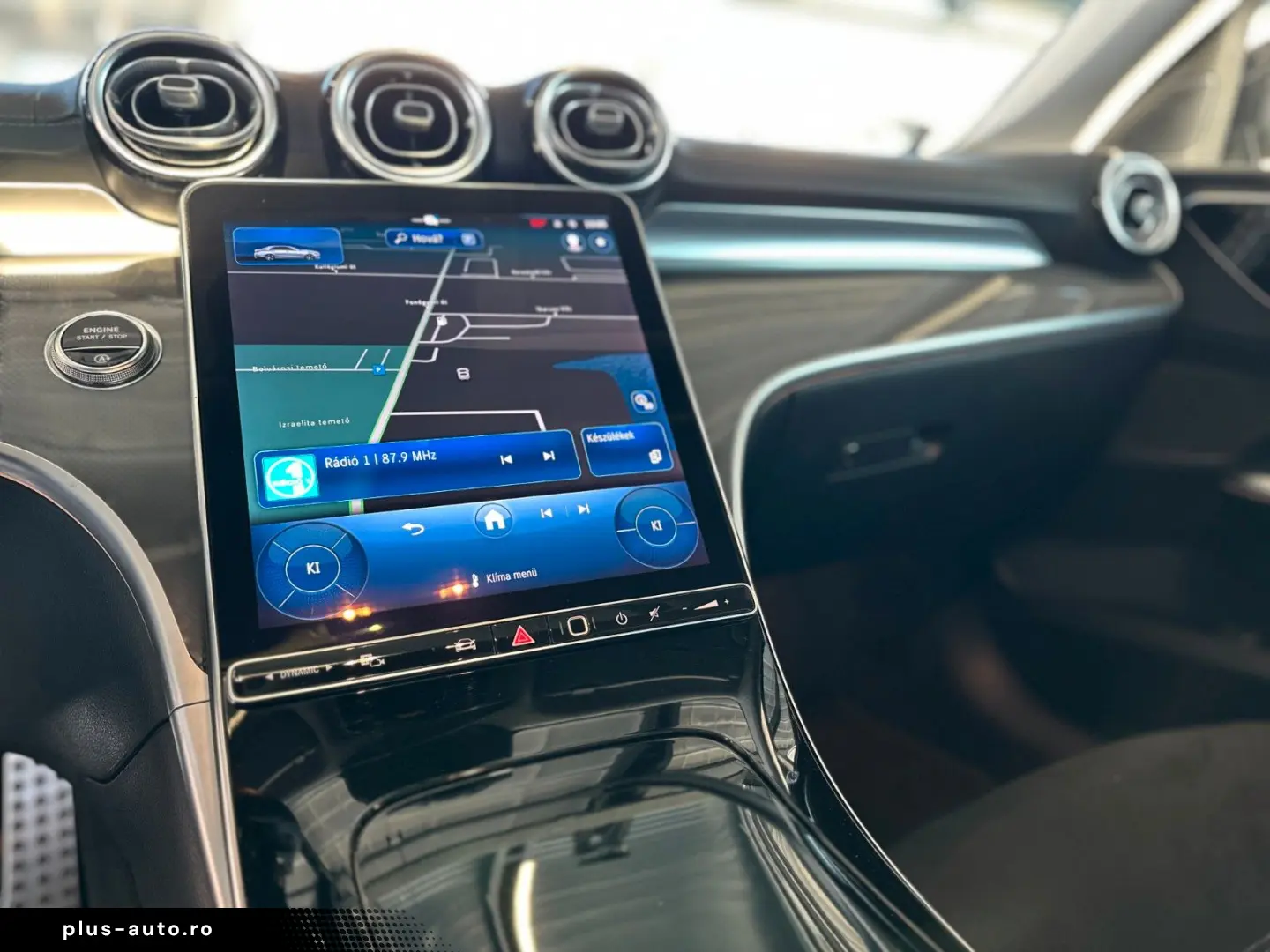 MERCEDES-BENZ C 220d 4M AMG LINE PANO ALLOY STZH MEM