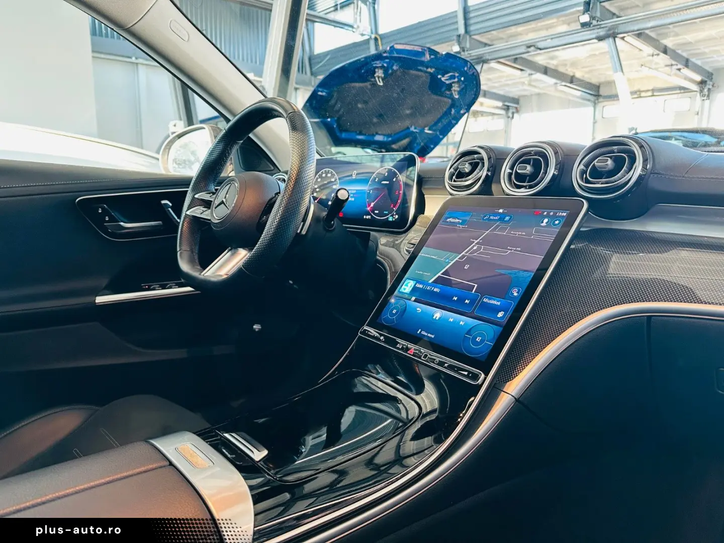 MERCEDES-BENZ C 220d 4M AMG LINE PANO ALLOY STZH MEM