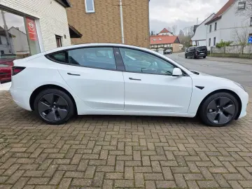 TESLA Model 3 RWD Ryzen! Baterie 95%! 60 5 kWh