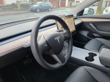TESLA Model 3 RWD Ryzen! Baterie 95%! 60 5 kWh
