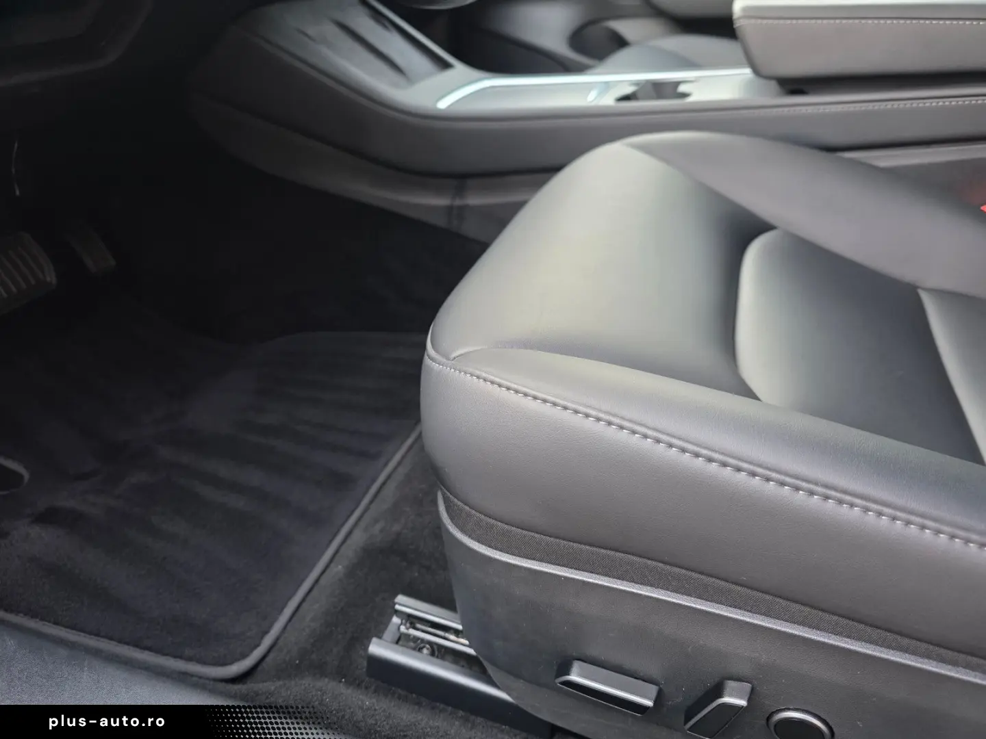 TESLA Model 3 RWD Ryzen! Baterie 95%! 60 5 kWh