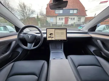 TESLA Model 3 RWD Ryzen! Baterie 95%! 60 5 kWh