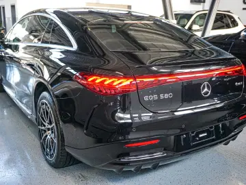 MERCEDES-BENZ EQS 580 4Matic AMG LINE PRM PLUS HYPER SCREEN