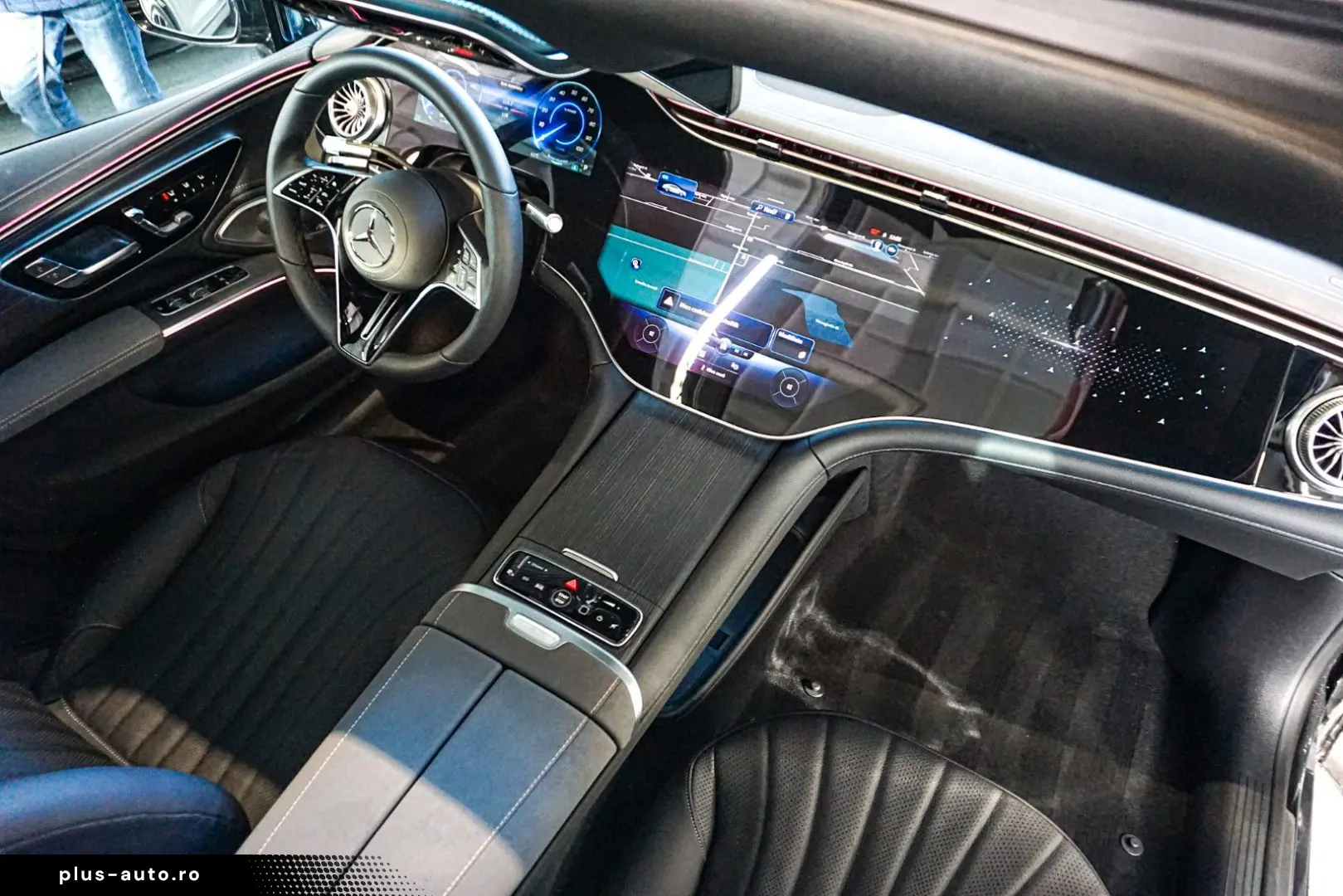 MERCEDES-BENZ EQS 580 4Matic AMG LINE PRM PLUS HYPER SCREEN