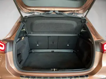 MERCEDES-BENZ GLA 200 Progressive AUT Kam. KeyLess K&hellip;