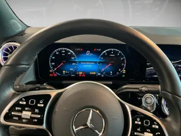 MERCEDES-BENZ GLA 200 Progressive AUT Kam. KeyLess K&hellip;