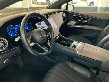 MERCEDES-BENZ EQS 500 4M Electric Art Pano-Dach Dist&hellip;