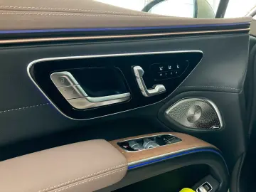 MERCEDES-BENZ EQS 500 4M Electric Art Pano-Dach Dist&hellip;