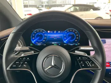 MERCEDES-BENZ EQS 500 4M Electric Art Pano-Dach Dist&hellip;