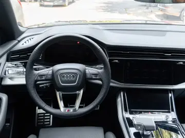Audi Q8 50 TDI QUATTRO. SLINE.